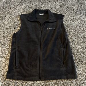 Columbia fleece vest